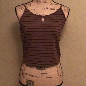Cute striped tank/ crop top with keyhole detail 🥀